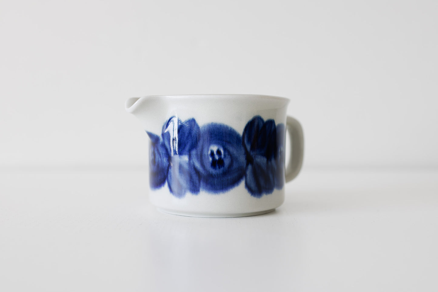 Anemone Creamer #1